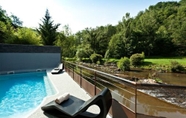 Swimming Pool 6 Hotel Moulin de Conques-Restaurant Herve Busset