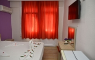 Kamar Tidur 7 Mut Hotel