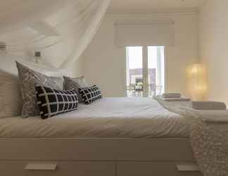 Bedroom 2 Bairro Alto Stylish by Homing