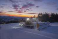 Kolam Renang Grand Summit Hotel