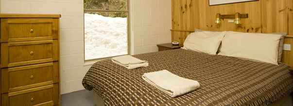 Bedroom 4 Alpine View Apartments