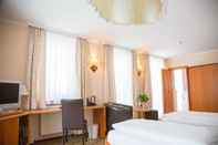 Bedroom Ambient Hotel Tassilo