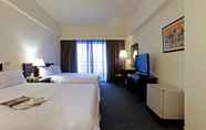 Bedroom 5 Metro Hotel - Howard Group