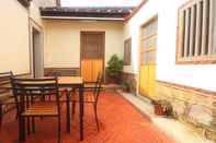 Ruang untuk Umum Longmen Inn Bed and Breakfast