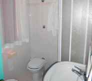 In-room Bathroom 5 Hotel Ristorante Bellavista