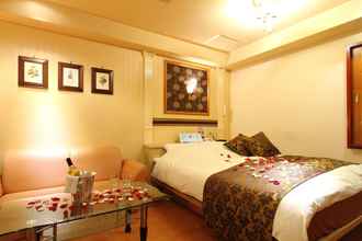 Bilik Tidur 4 Restay Fuchu - Adult Only