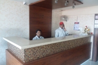 Lobby Hotel Rajmahal