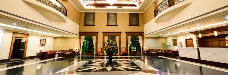 Lobby Hotel Majestic Grand