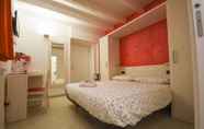 Bilik Tidur 7 Bel Sorriso Varese - Dormire Felice Rooms & Apartments