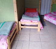 Kamar Tidur 3 DormisSalo