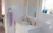 In-room Bathroom 3 Archery Road Estate