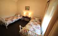 Kamar Tidur 3 Miss Mabel Cottage - Adults Only