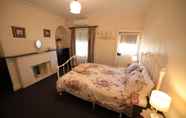 Kamar Tidur 4 Miss Mabel Cottage - Adults Only