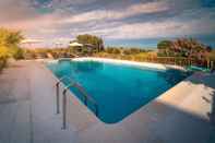 Swimming Pool Miluna