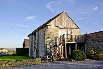 Exterior 4 Middlewick Holiday Cottages