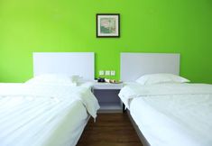 침실 6 Alley Youth Hostel