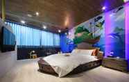 Kamar Tidur 6 Chen He Spa Motel