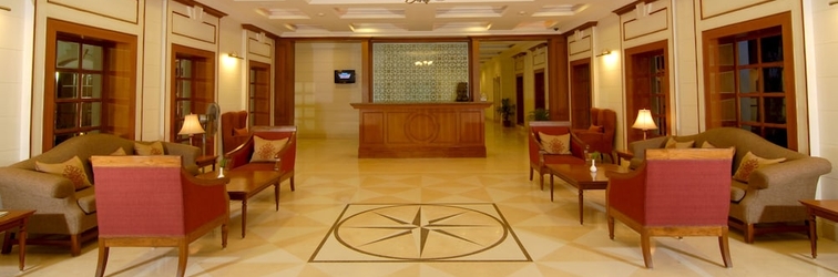 Lobi Chanakya BNR Hotel