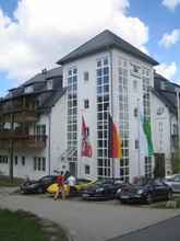 Bangunan 4 Hotel Zum Baeren