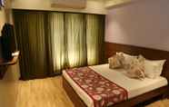 Bedroom 5 Hotel Madni Royale