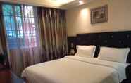 Bedroom 3 Xiandai Huayuan Hotel
