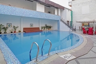 Swimming Pool Treebo Trend The Marwar Hotel and Gardens