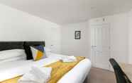 Kamar Tidur 7 Hertford Serviced Apartments by Paymán Club