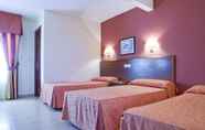 Bedroom 3 Hotel Siroco