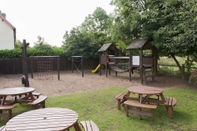 Common Space Meadow Farm, Redditch by Marstons Inns