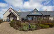 Bangunan 7 Sessile Oak, Llanelli by Marston's Inns