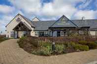 Exterior Sessile Oak, Llanelli by Marston's Inns