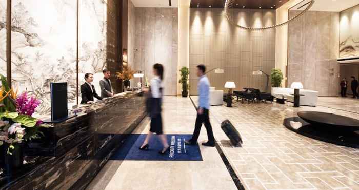 Lobby Mercure Wuhan Qiaokou