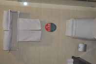 In-room Bathroom GreenTree Inn LinYi Lanshan District LinXi No.11 Road Express Hotel