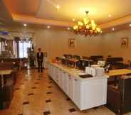 Restaurant 7 GreenTree Inn LinYi Lanshan District LinXi No.11 Road Express Hotel