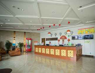 Lobby 2 GreenTree Inn GuangDe County ZhongYang LeCheng Hotel