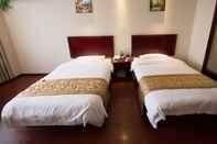 Bedroom GreenTree Inn GuangDe County ZhongYang LeCheng Hotel