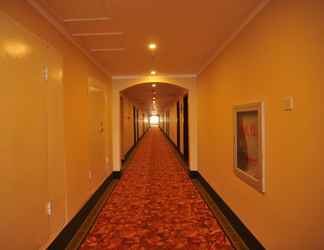 Lobi 2 GreenTree Inn ZhangJiaKou Qiaoxi District WuYi East Street JianXing Express Hotel