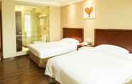 Bedroom 7 GreenTree Inn PuNing International Commodity City Hotel