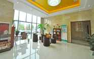 Lobi 2 GreenTree Inn Linyi International Convention Center Express Hotel