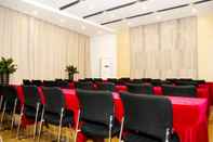 Functional Hall GreenTree Inn BengBu HuaiHe Road Guozhen Plaza Hotel