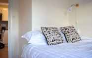 Bedroom 5 Cozy 1 Bedroom Flat near Primrose Hill