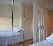 Kamar Tidur 3 Cozy 1 Bedroom Flat near Primrose Hill