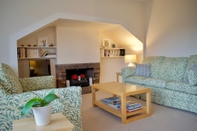 ล็อบบี้ Sophisticated Edinburgh Apartment in City Centre