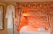 Bedroom 5 Cheltenham Cottage