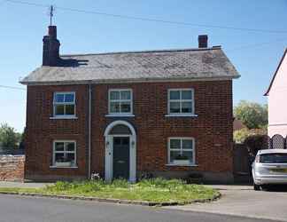 Exterior 2 Hedingham Old Pottery