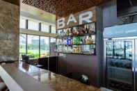 Bar, Kafe dan Lounge Vacation Homes Perfect Point Villa