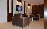 Lobby 3 Waqt Alfakhamah Aparthotel