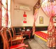 Bedroom 6 Pingyao Renhetai Inn