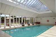 Swimming Pool Aintree Cottage