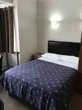 Kamar Tidur 4 Warwick Lodge